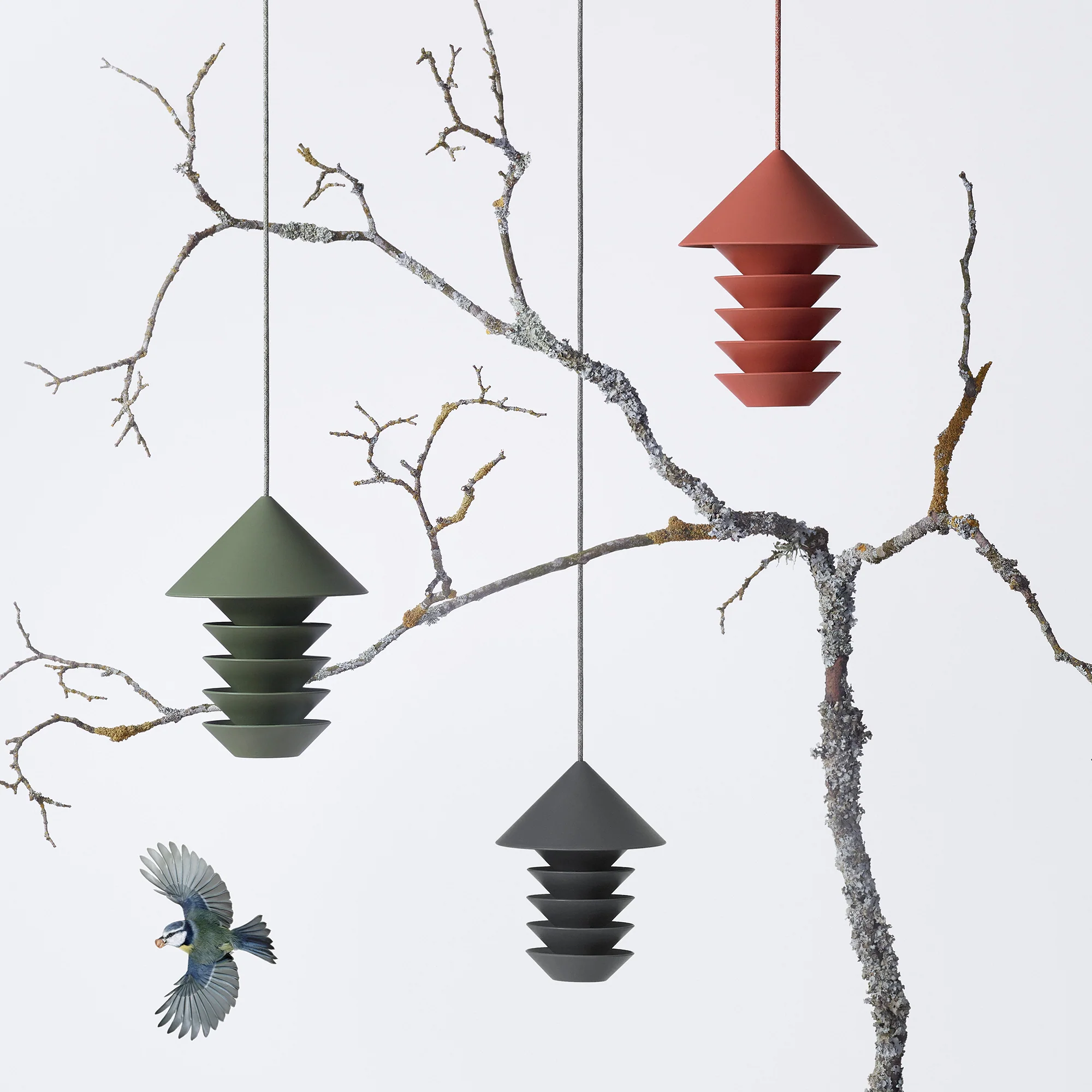 Recycled Plastic Silo Bird Feeder - Image 6