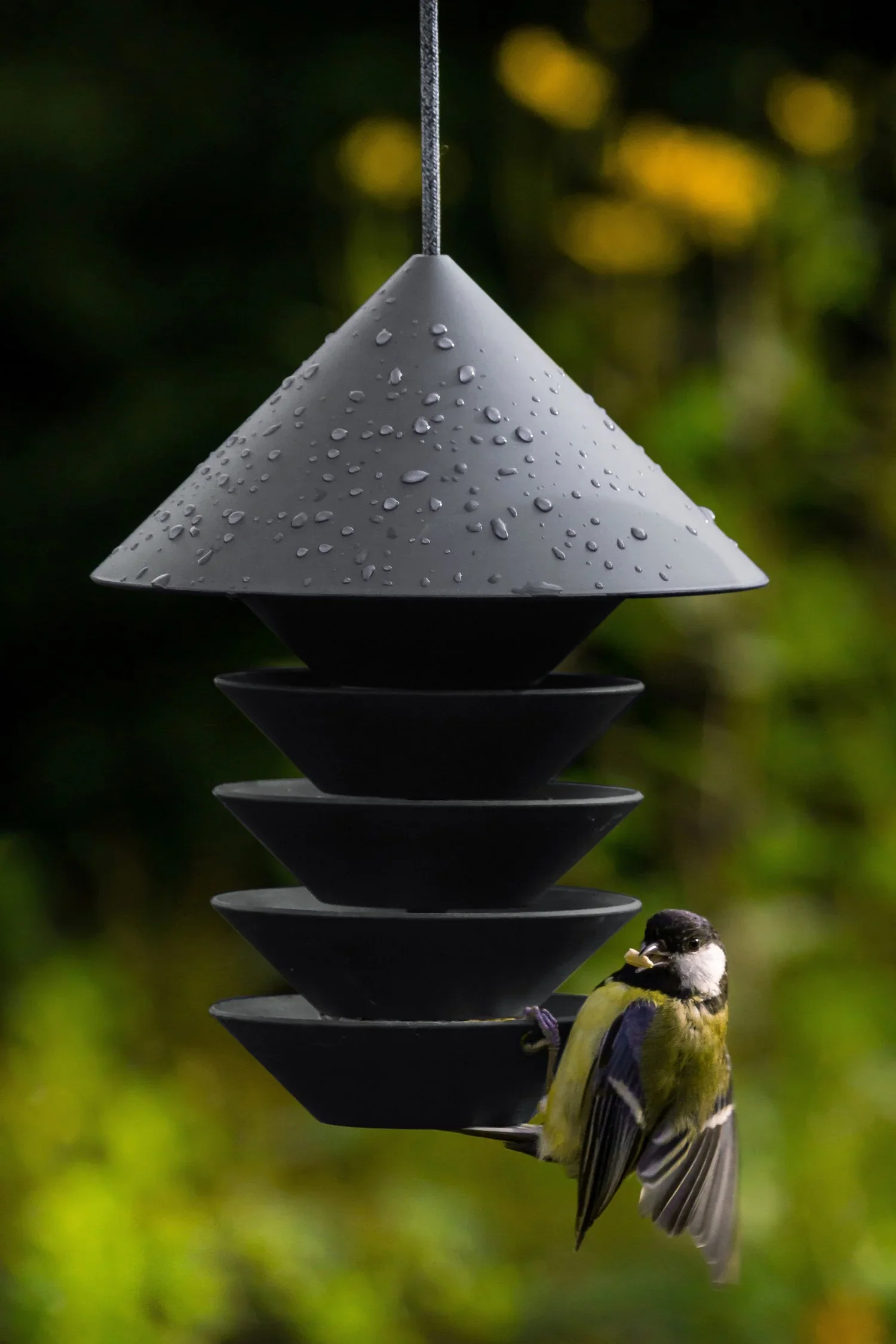 Recycled Plastic Silo Bird Feeder - Image 7