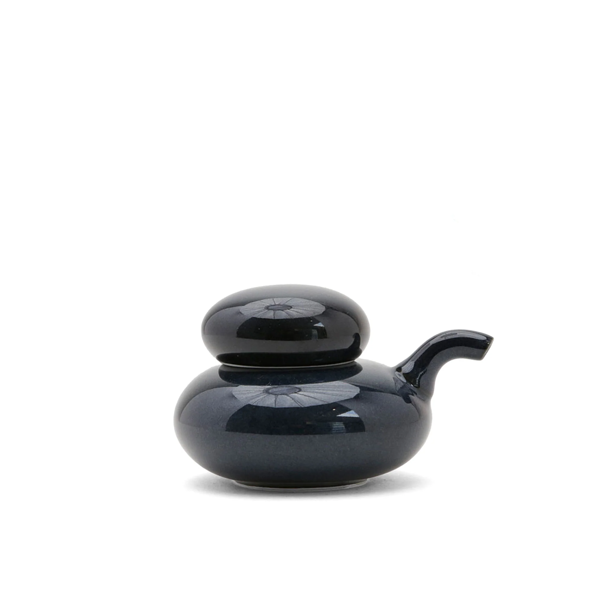 Ceramic Pebble Soy Sauce Pot