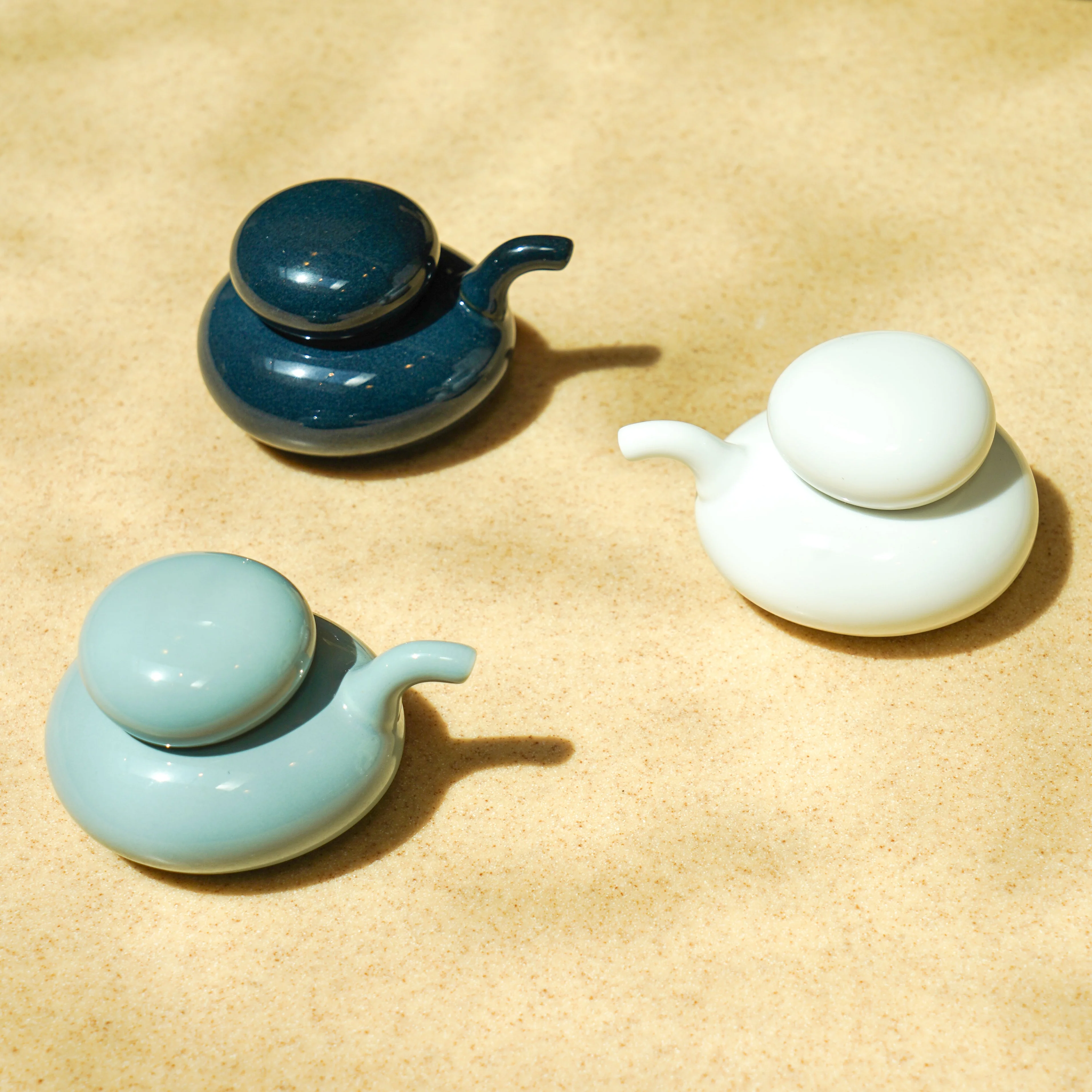 Ceramic Pebble Soy Sauce Pot - Image 2