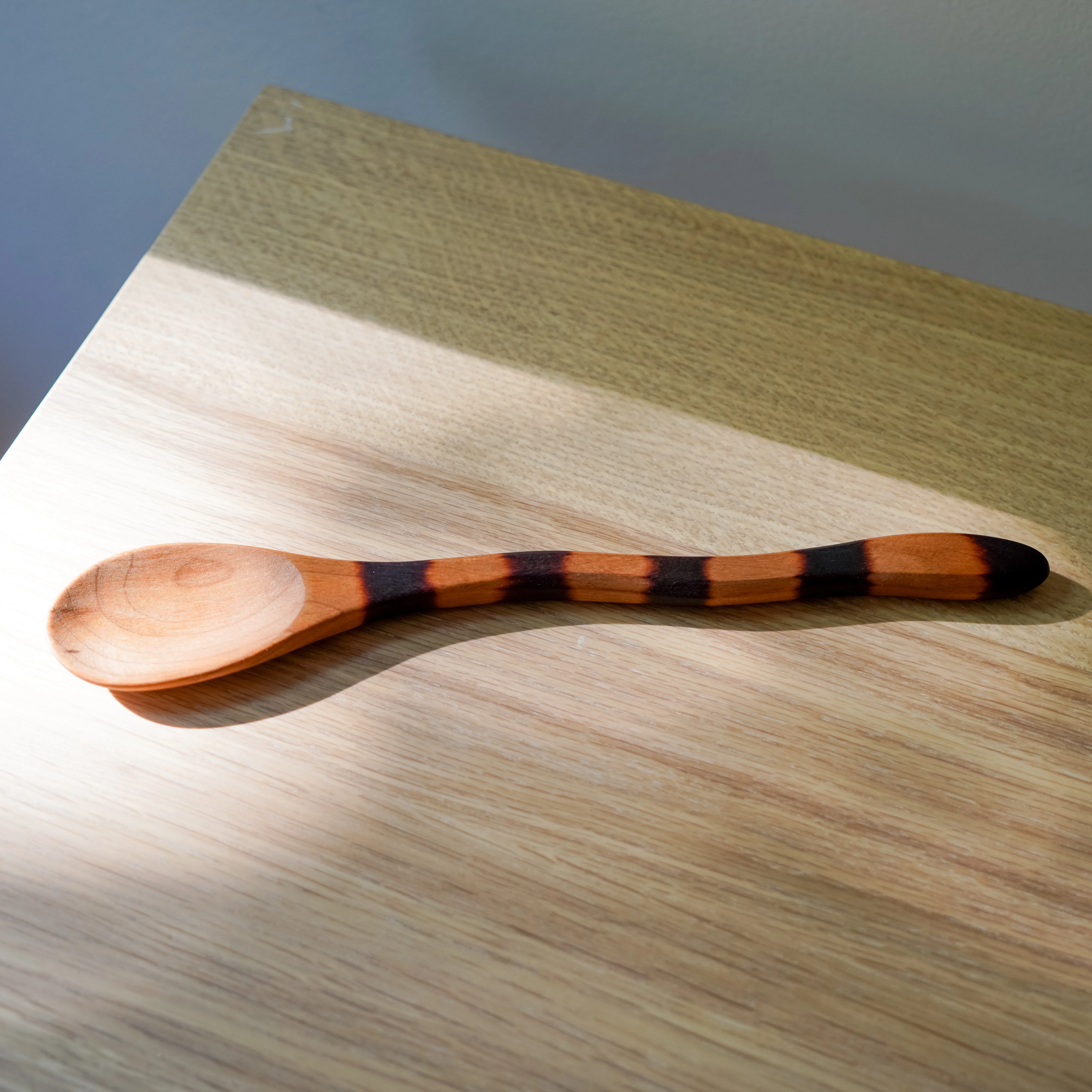 Cherry Wood Little Wiggle Cat Tail Spoon - Image 4