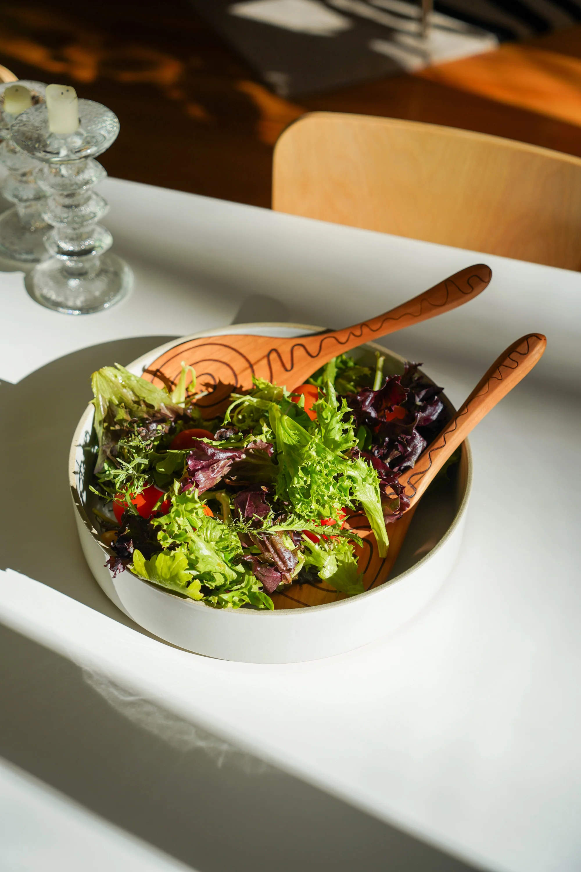 Gloss Gray Porcelain Ceramic Serving Bowl - Image 4