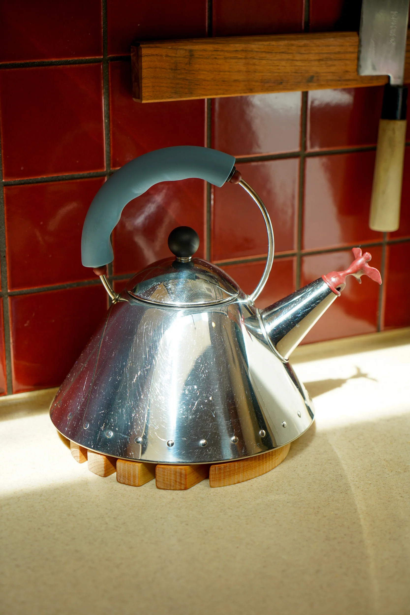 Round Alder Wood Swedish Trivet - Image 3